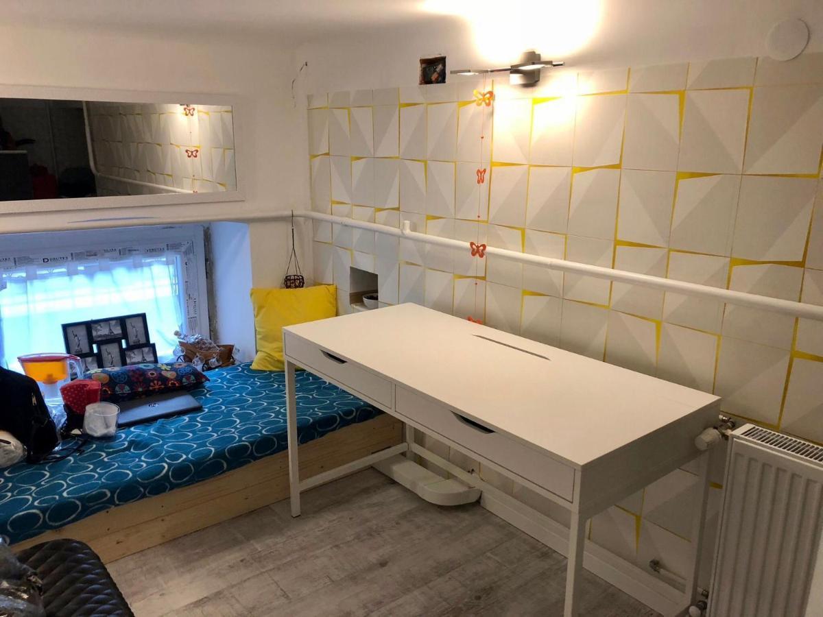 Corvin Ruinpub Designed Apartman
