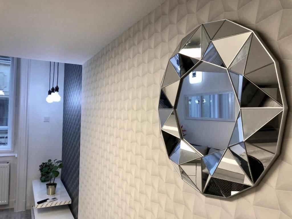 Apartman Corvin Ruinpub Designed