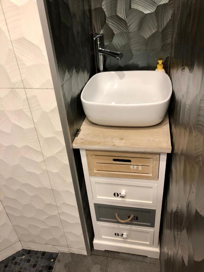 Apartman Corvin Ruinpub Designed